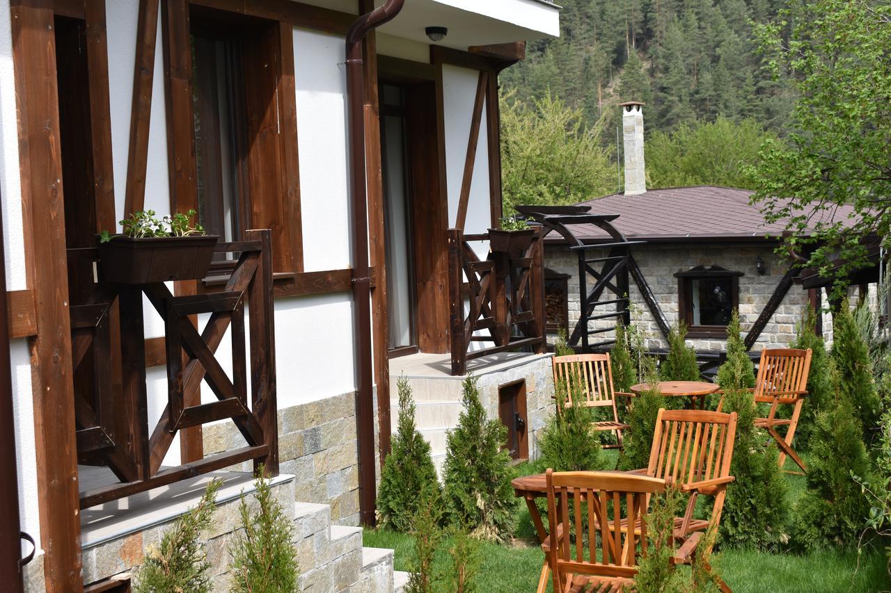 Bavaria House Hotel Говедарци Екстериор снимка