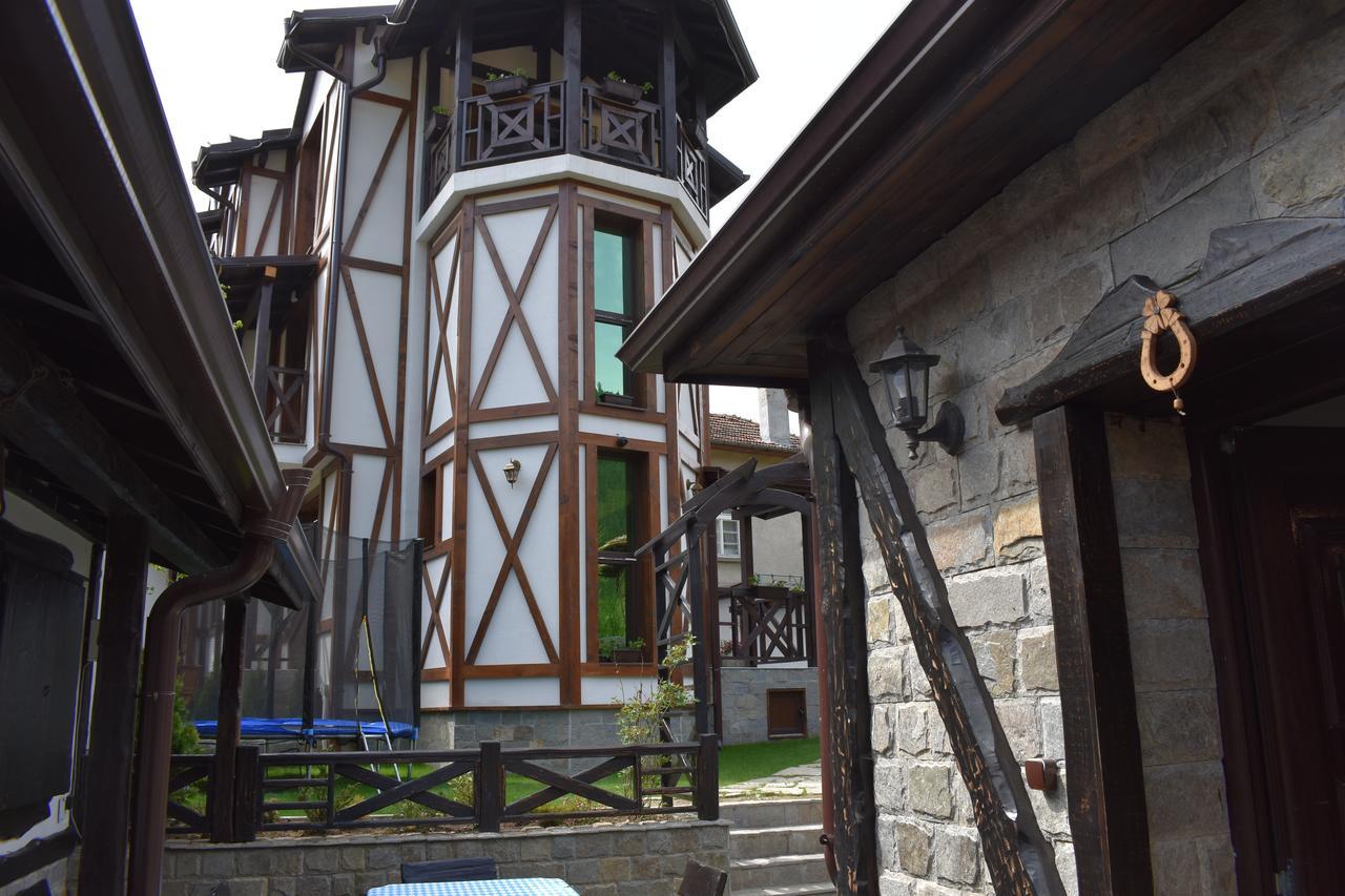 Bavaria House Hotel Говедарци Екстериор снимка
